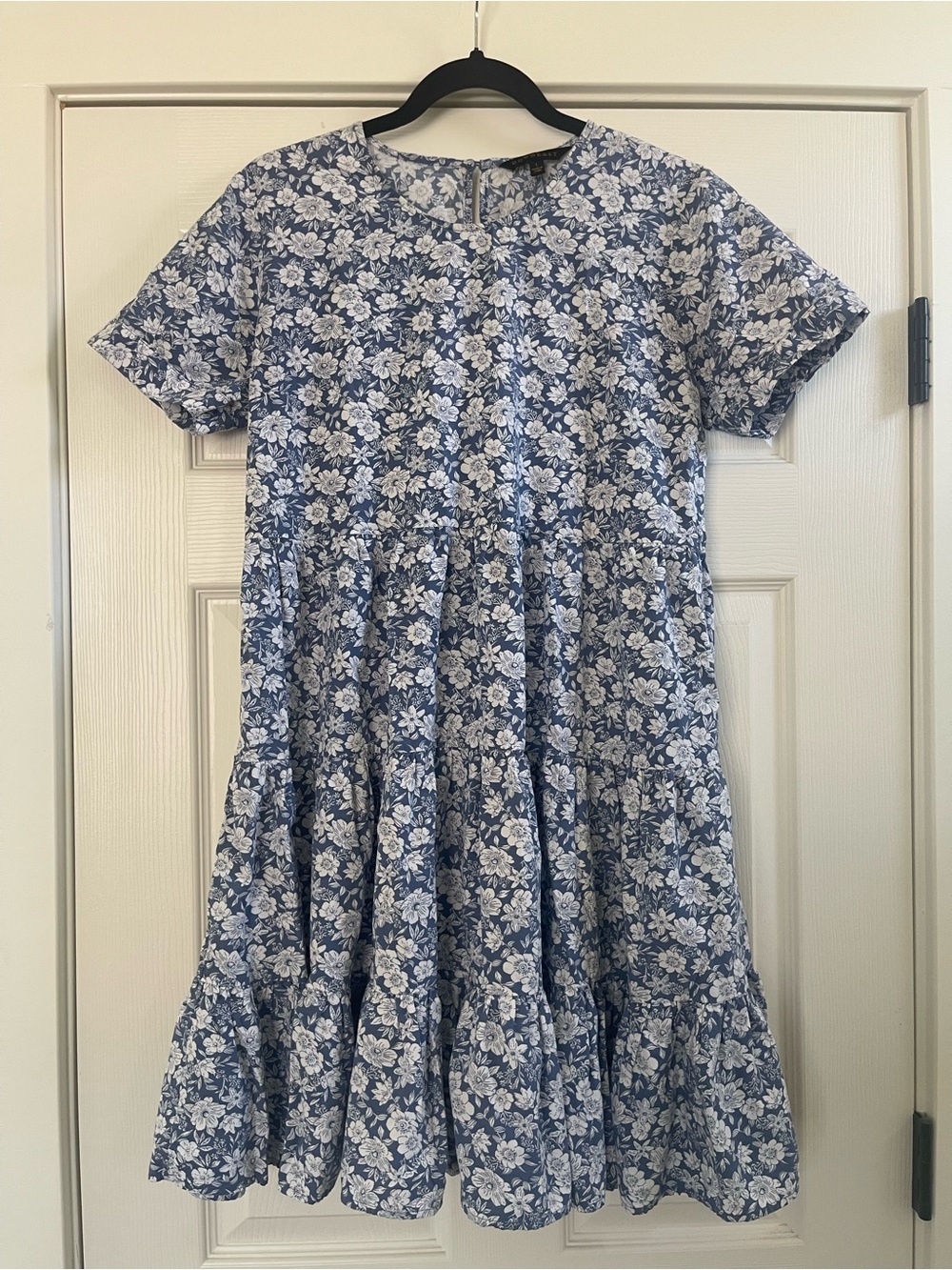Women’s Downeast Blue Floral Tiered Mini Dress Size L